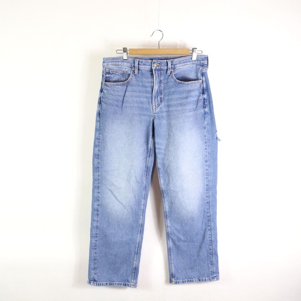 American Eagle Low Rise baggy Straight size 8 short